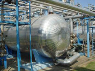 武汉设备保温施工队 哈尔滨华德学院：冰雕入校，尽显东北求学浪漫